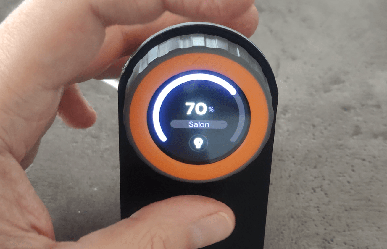 Menu lumière sur l'écran du Dial